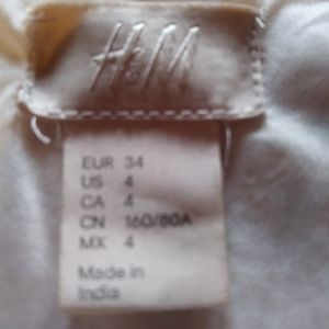 H&M Ladies white top